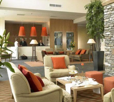 Golden'S Cove Apartments At Sneem Hotel エクステリア 写真